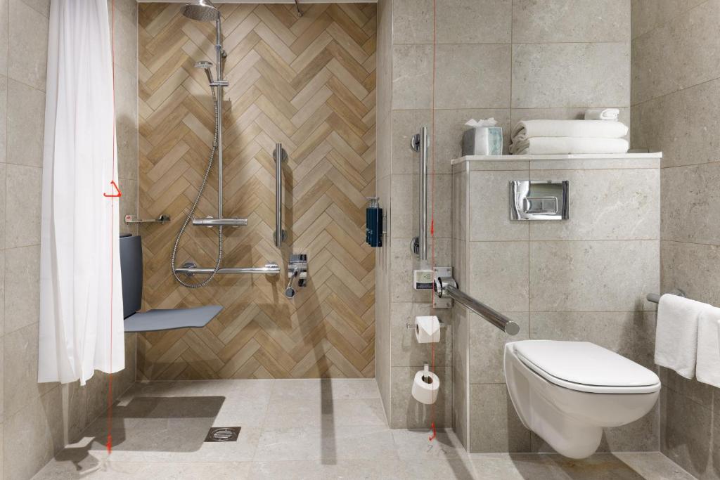 DoubleTree by Hilton Bristol North - Resim 33