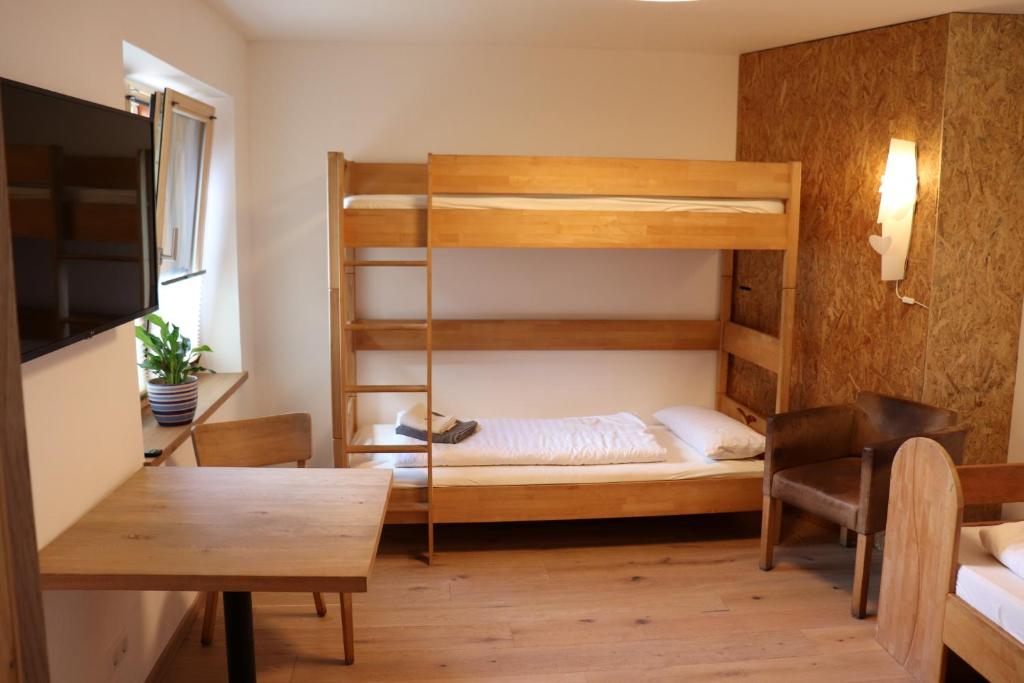 Postel nebo postele na pokoji v ubytování Hotel 11 Eulen