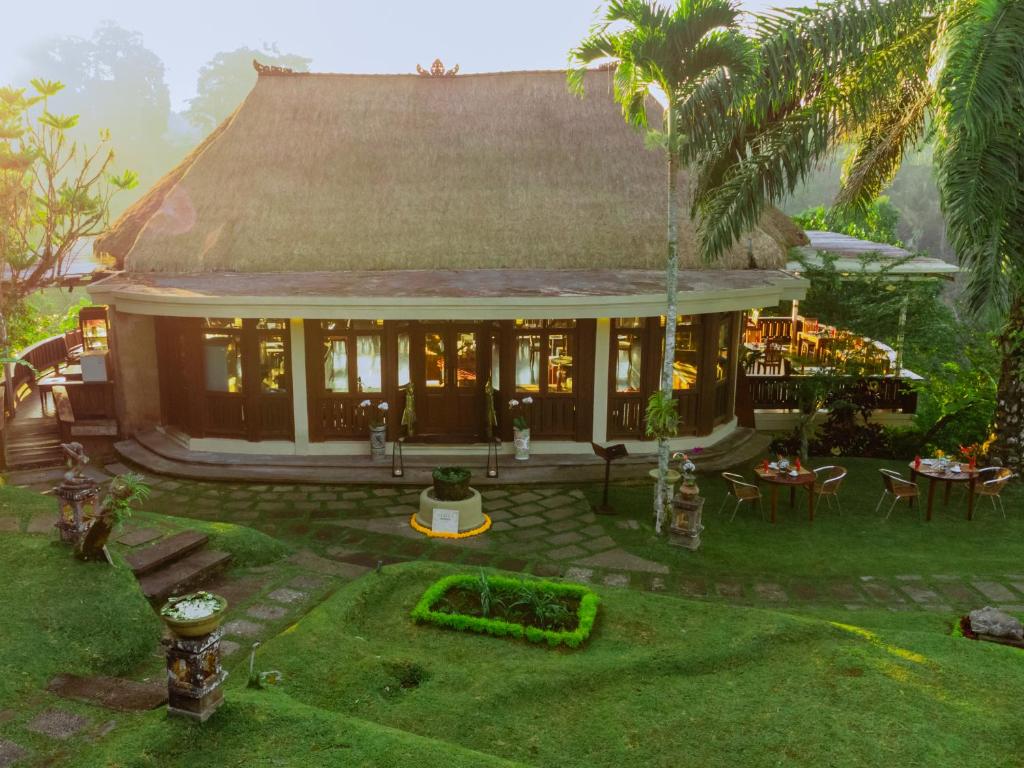 Zahrada ubytování Bagus Jati Health & Wellbeing Retreat