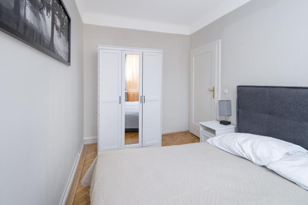 Apartment Kröllgasse I contactless check-in - 舒适公寓Kröllgasse