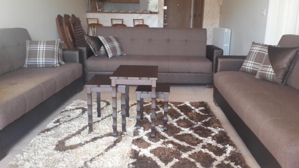 Azalea Chalet - Housity