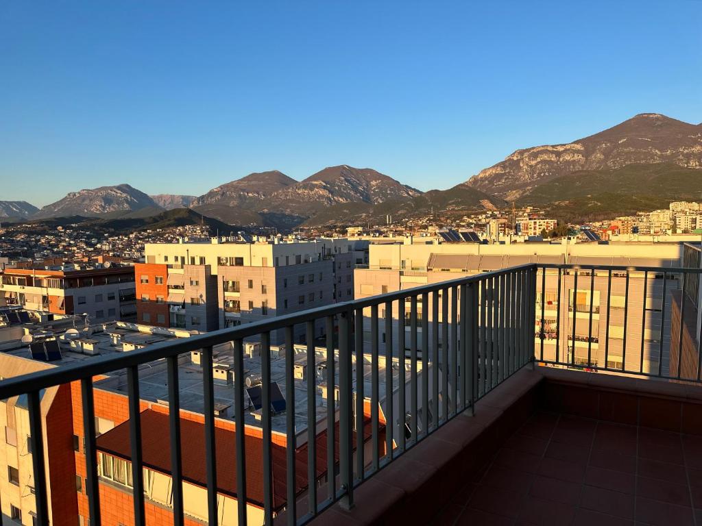 AK Apartments - Image 6
