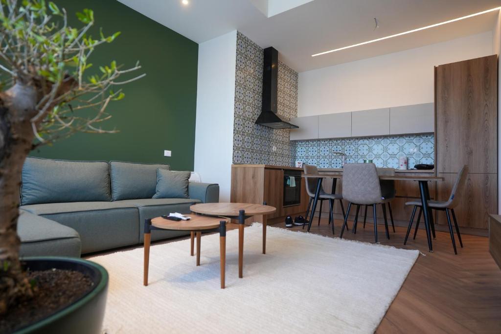 AK Apartments - Image 4