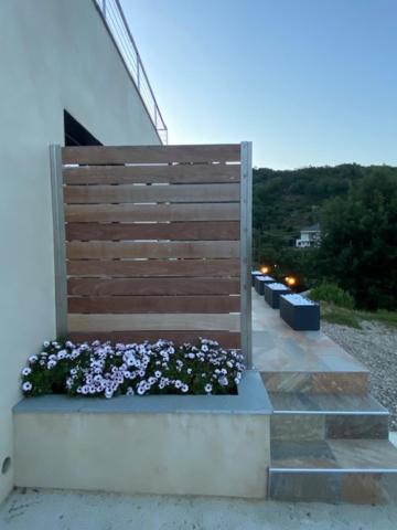 Maison vue sur les îles toscanes