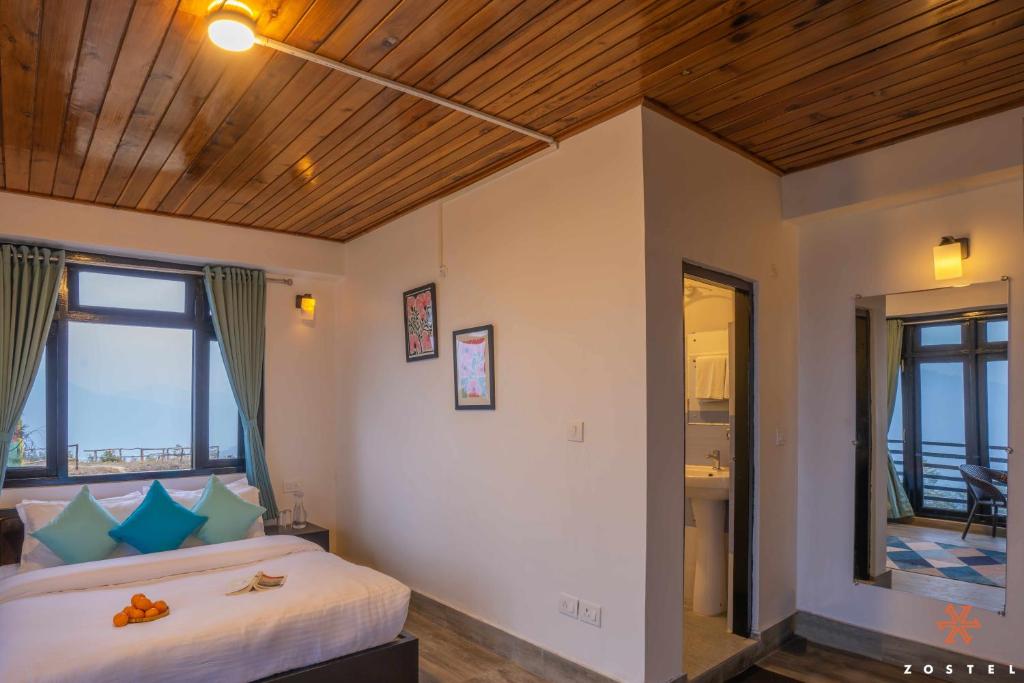 Postel nebo postele na pokoji v ubytování Zostel Rinchenpong (Pelling)