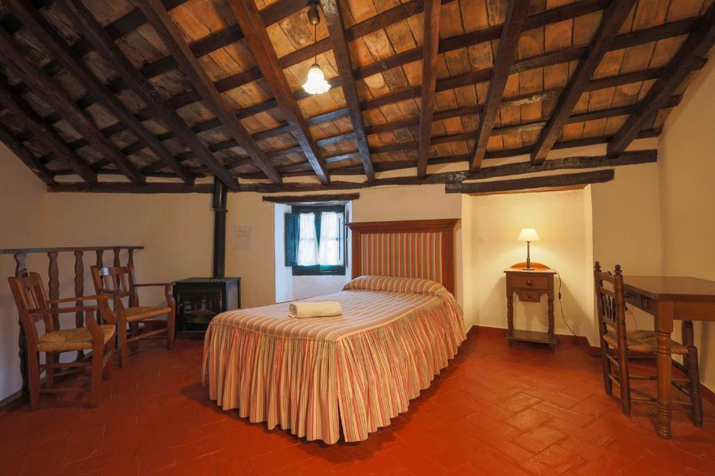Casas Rurales Tugasa Castillo de Castellar - Chalet De Dos Habitaciones