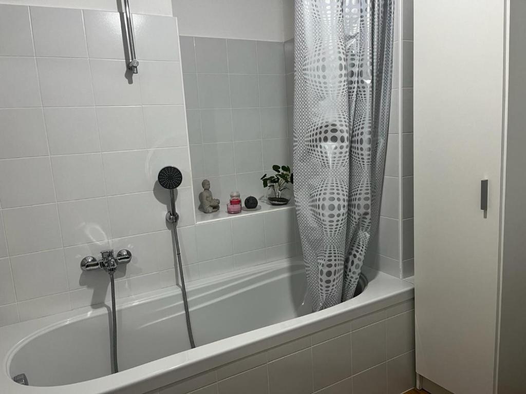 Ophelia Leon Charme&Relax - 4