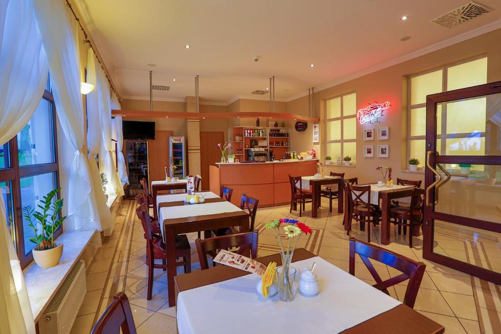 Restaurace v ubytování Hotel Residence