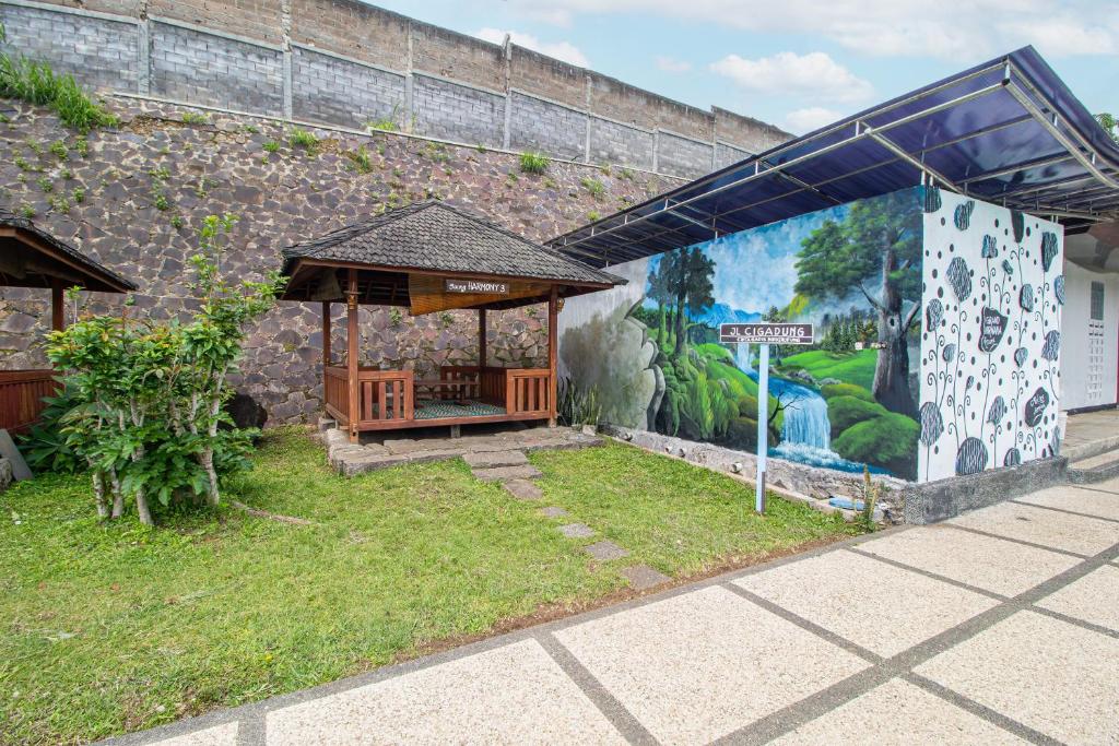Zahrada ubytování Grand Nirwana Resort Lembang