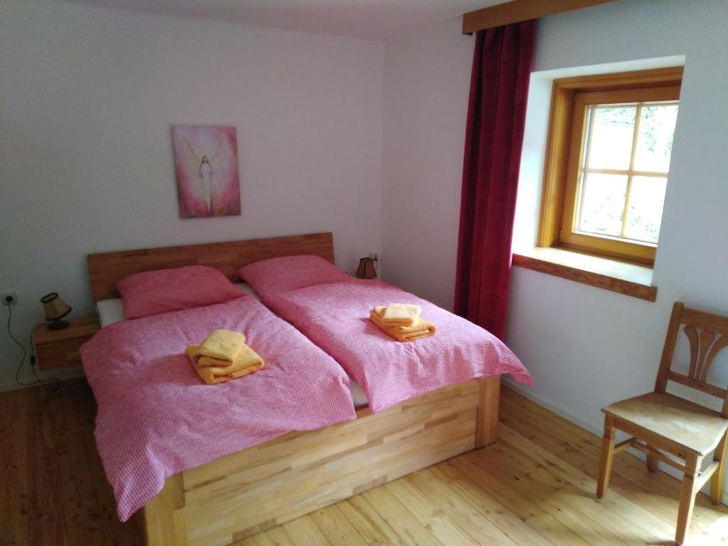 Postel nebo postele na pokoji v ubytování Alpengasthof Gutenbrunn