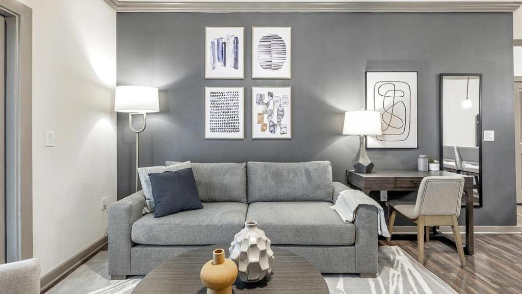 Landing Modern Apartment with Amazing Amenities (ID7570X36),