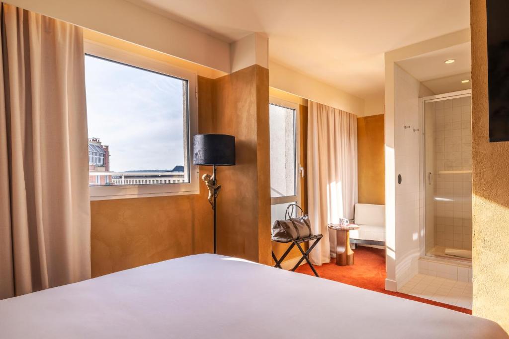 
Double Room with Balcony
