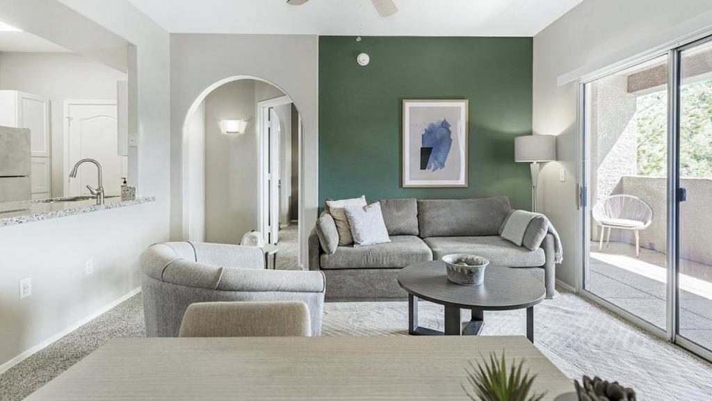 Landing Modern Apartment with Amazing Amenities (ID7329X53), Tucson