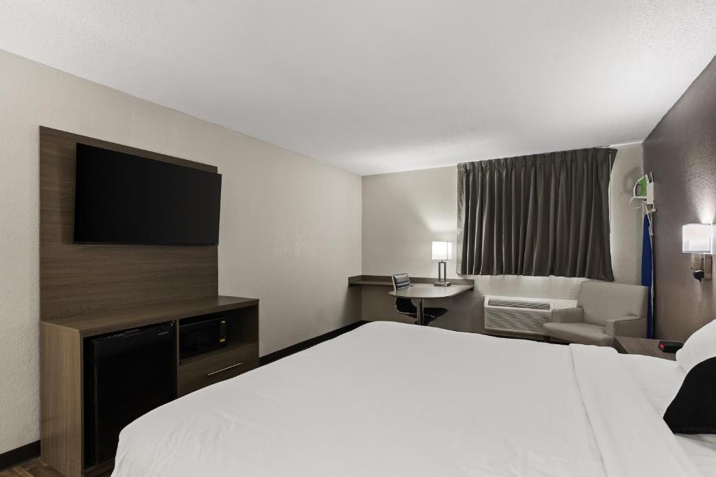 Red Lion Inn & Suites Caseyville - Camera Re