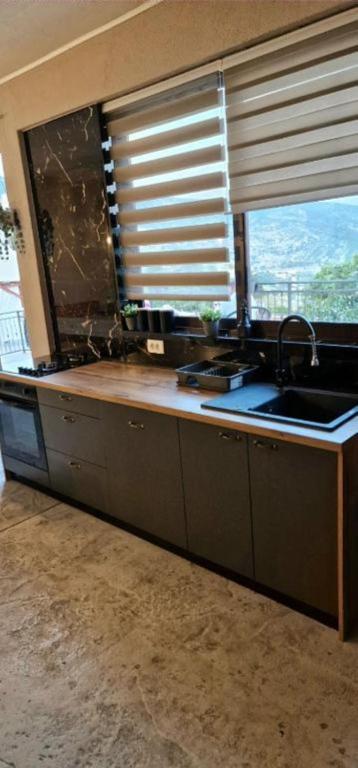 Holiday House Above with pool and summer kitchen - Villa Con Piscina Privada