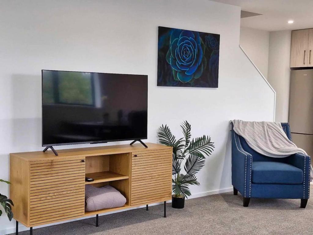 St Asaph City Apartment - Resim 5