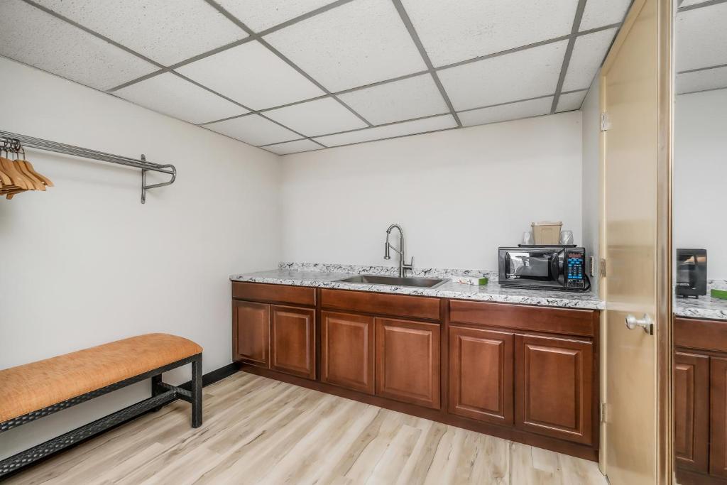Extended Stay Suites Cookeville - Tennessee Tech - Studio De Kitchenette, 1 Lit King, Non Fumant
