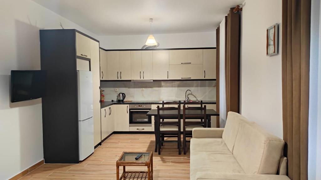 Four Seasons Apartments - Wohnung