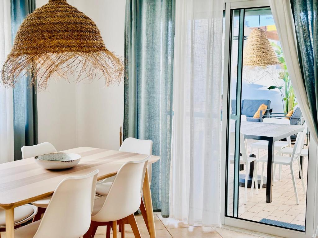 Fotografie z fotogalerie ubytování Amazing beach bliss 2br w/private sea view terrace v destinaci Cabanas de Tavira