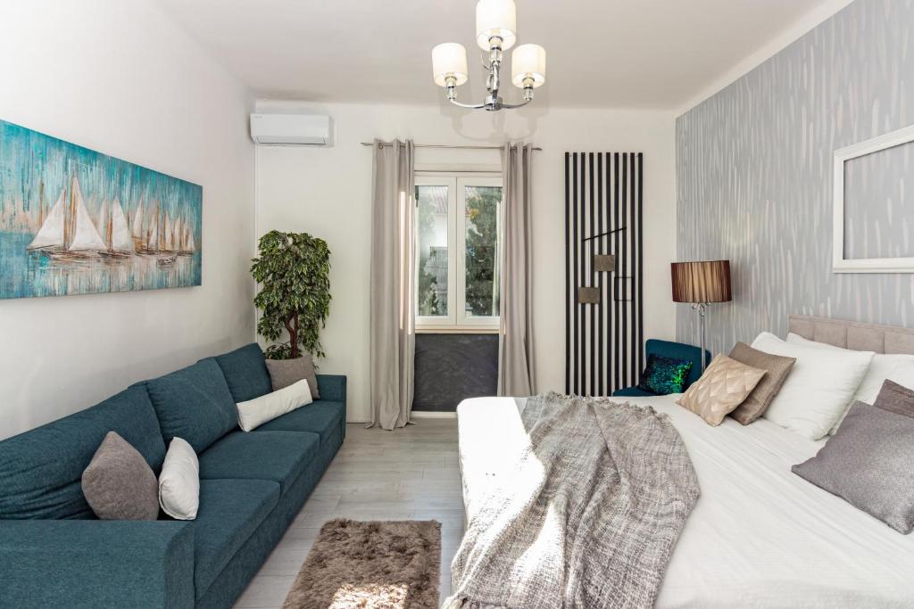 Posedenie v ubytovaní Spacious Apartment Center