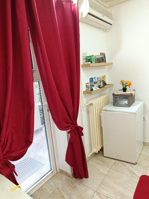 A cozinha ou kitchenette de Java apartments - S & J