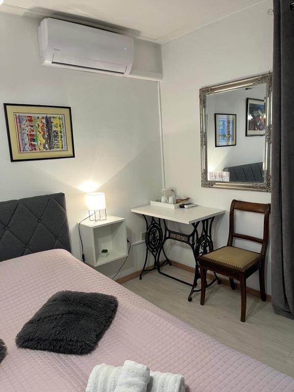 Uma cama ou camas num quarto em Rooms Barbieri Rovinj