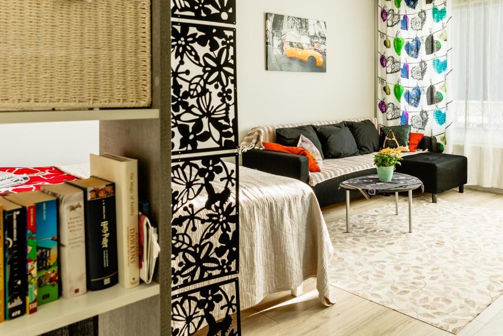 Studio: Alex’s secret! - Housity
