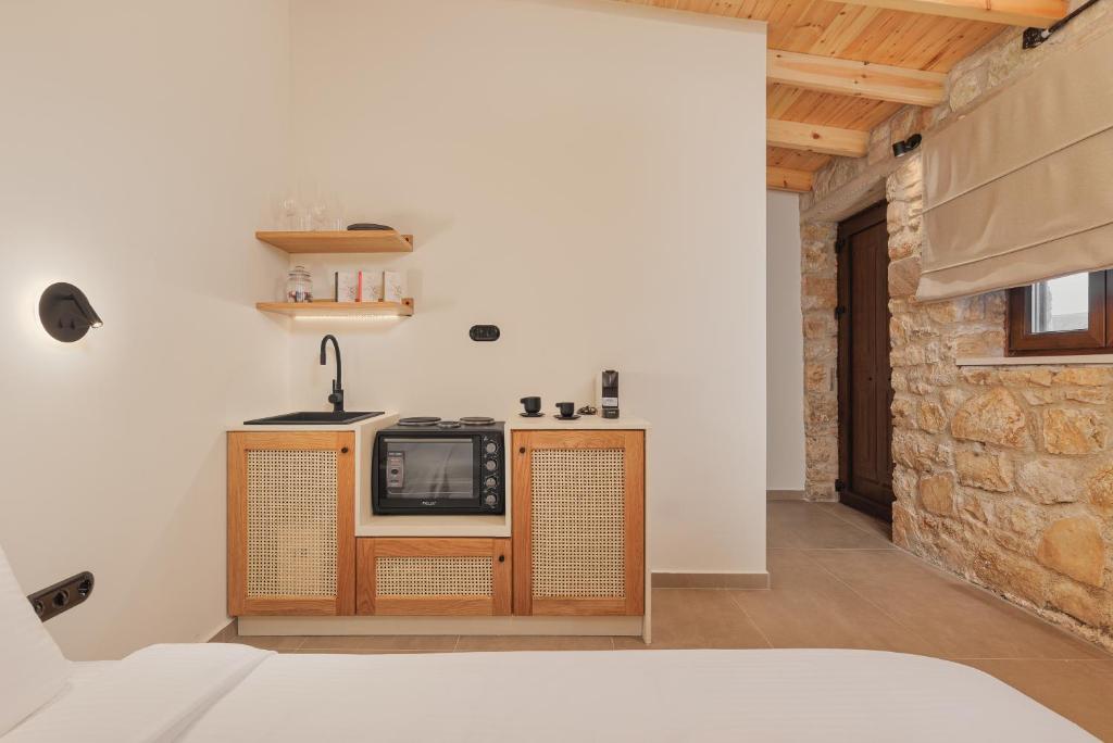 12 PYLES Living History - Resim 5