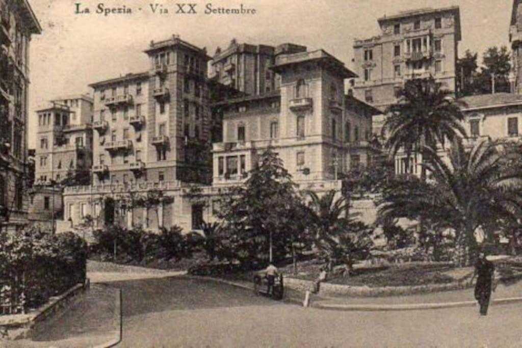 Budynek, w którym mieści się apartament