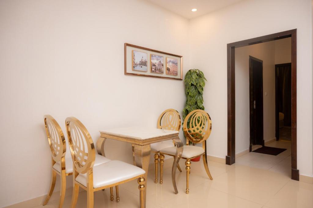 Posezení v ubytování Areen Hotel فندق ارين