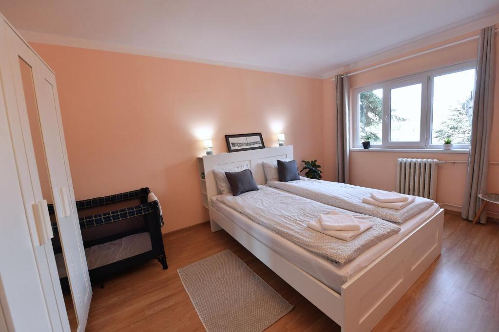 Krevet ili kreveti u jedinici u okviru objekta Dulcineea Apt- free parking-family friendly