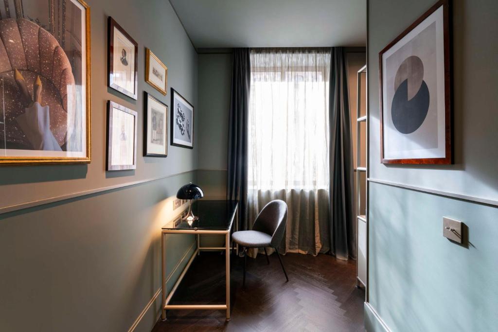 Posezení v ubytování Radisson Collection Hotel, Roma Antica