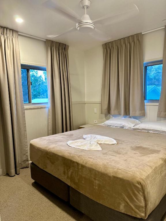 Lake Tinaroo Holiday Park - Apartamento Con Vista A La Piscina