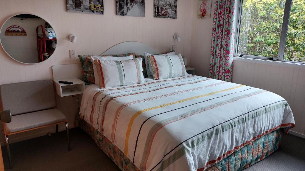 Bed and Breakfast Happy Home Taupo Accommodation - Resim 18