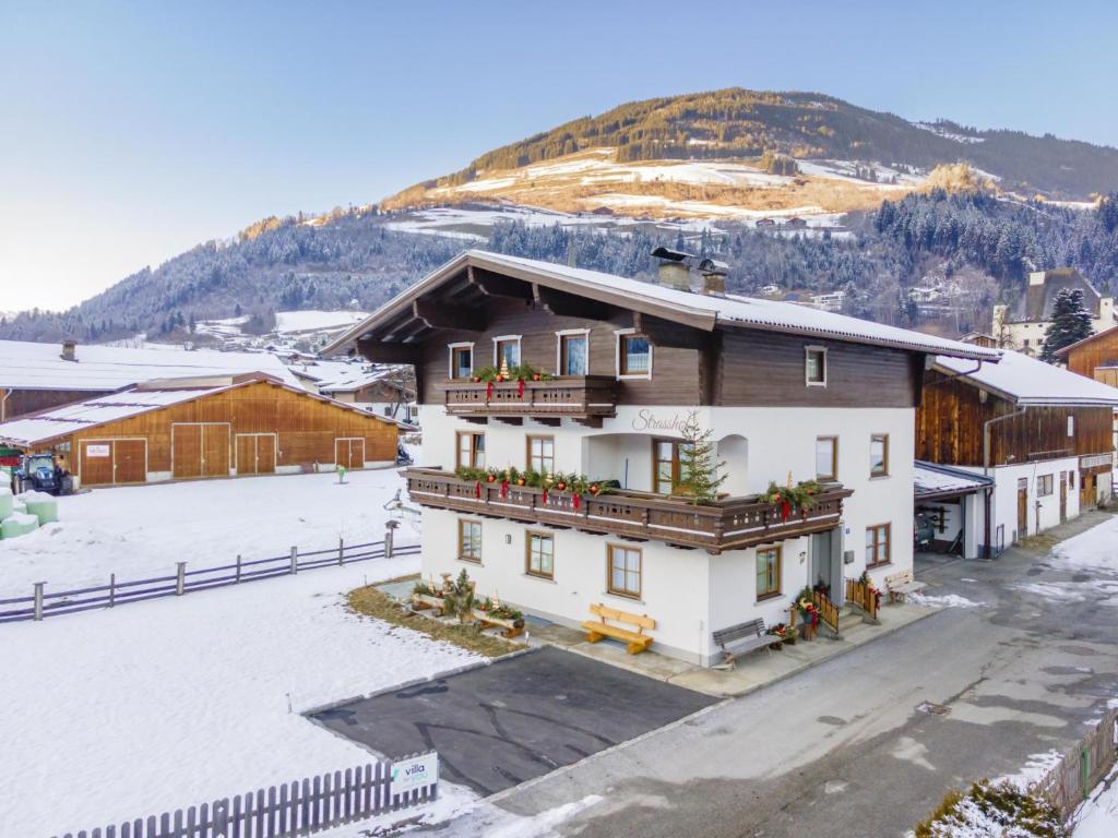 Nespecifikovaný výhled na hory nebo výhled na hory při pohledu z apartmánu