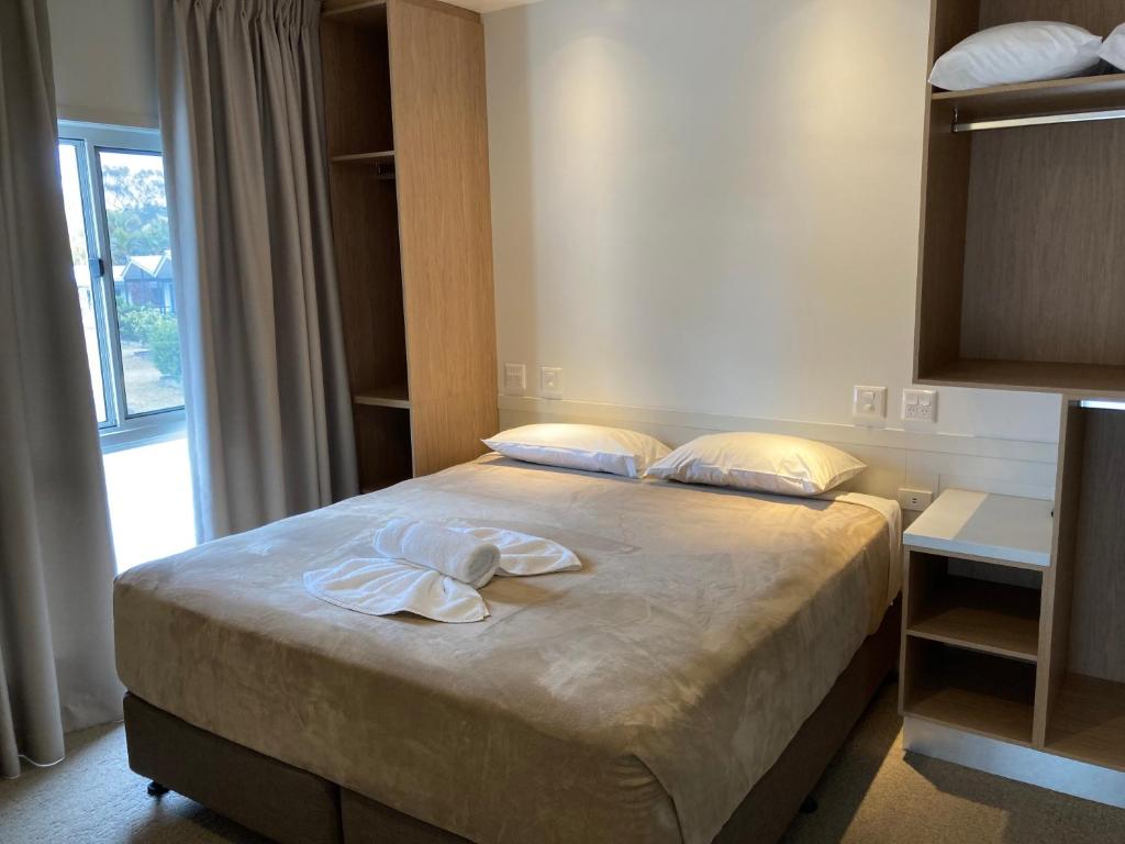 Lake Tinaroo Holiday Park - Apartamento De Lujo