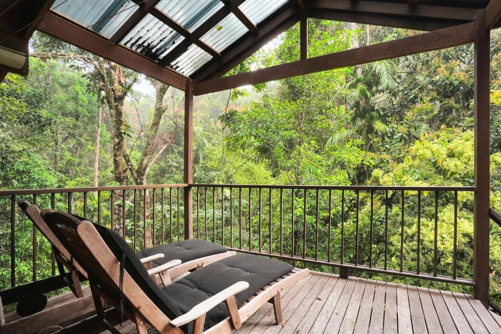 Balkón nebo terasa v ubytování Kuranda Rainforest Chalet