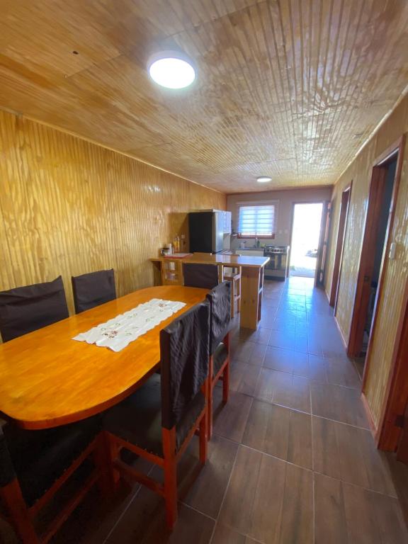 TV a/nebo společenská místnost v ubytování Hostal Coronel Riffo