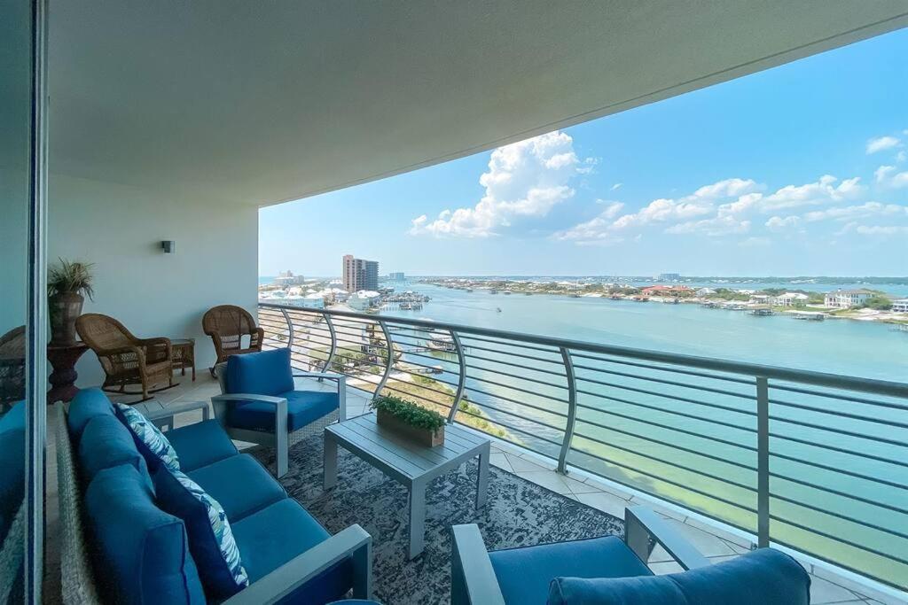 Μπαλκόνι ή βεράντα στο Bella Luna-803 -High-end Luxury Condo in Paradise