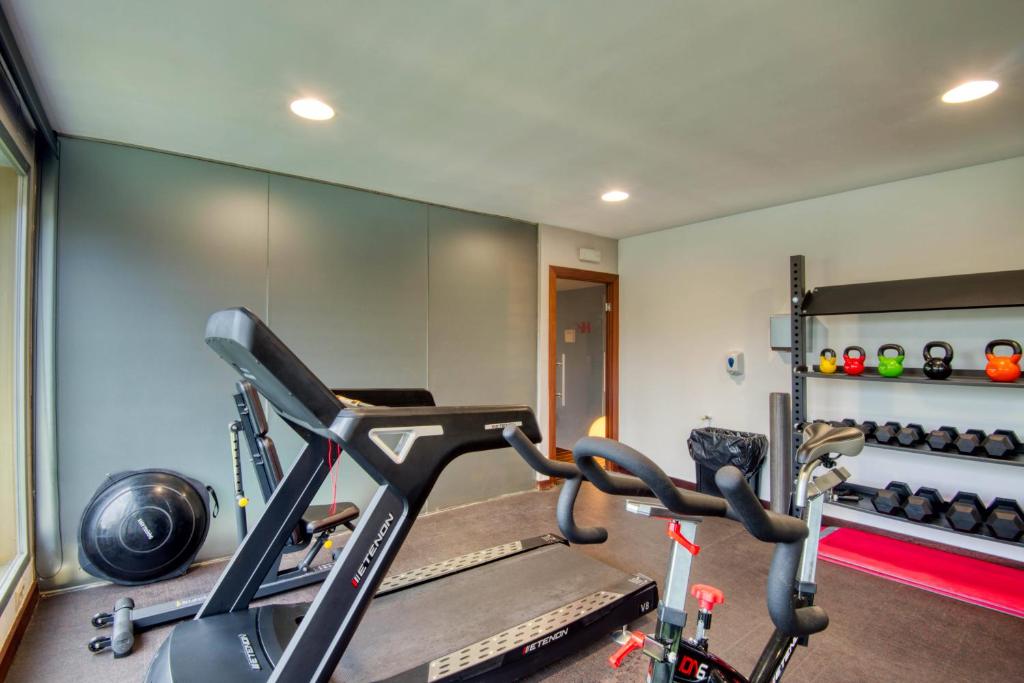 Gimnasio o instalaciones de fitness de Hotel Costabella
