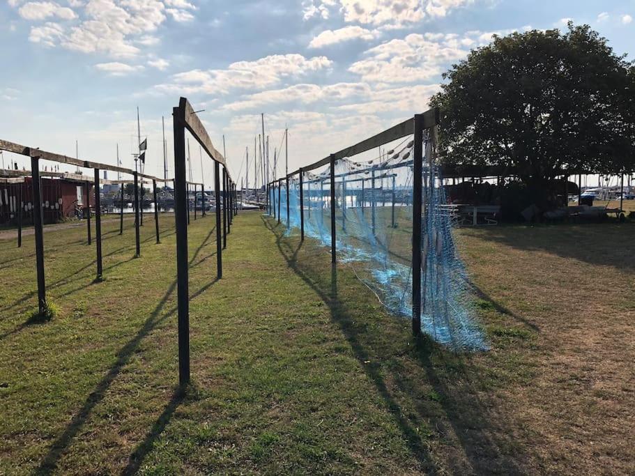 Bazén v ubytování Skønt fiskerhus. Tæt på by, havn og havet nebo v jeho okolí