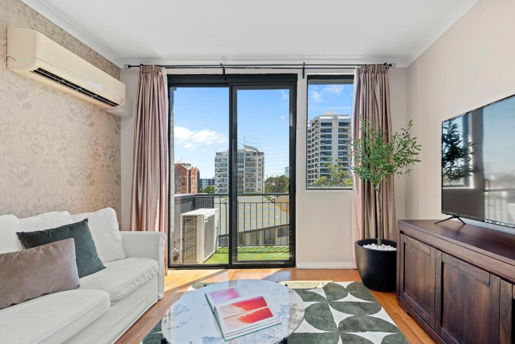 Image showcasing Townhouses of Rosemont Green Condominium, Orlando condos for sale