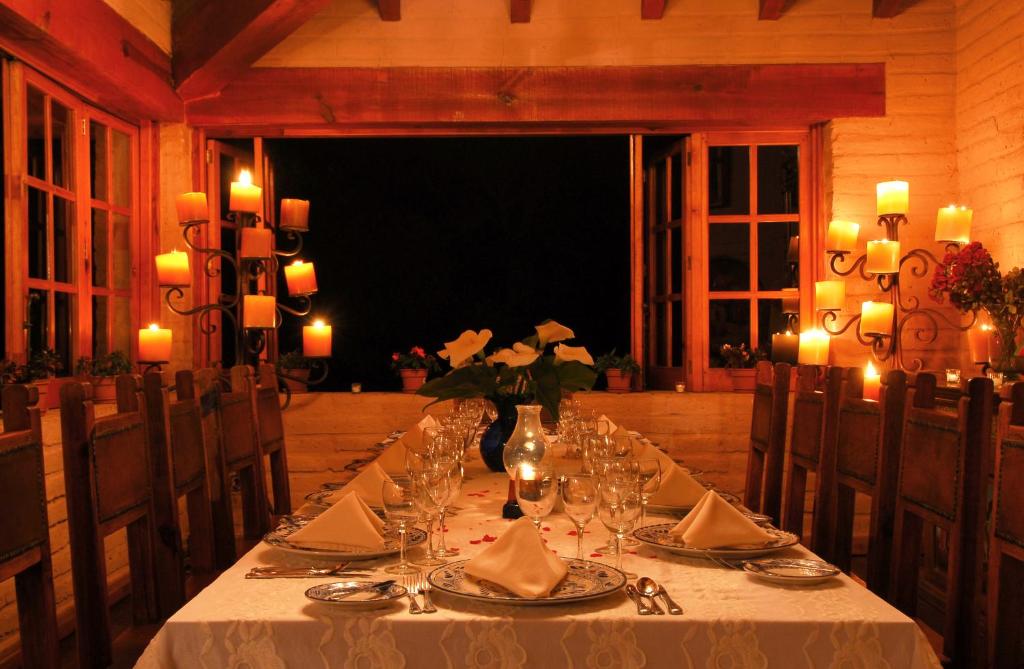 Restaurace v ubytování Sierra Lago