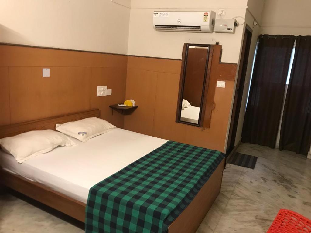 HOTEL LAKE VIEW - Budget Doppelzimmer