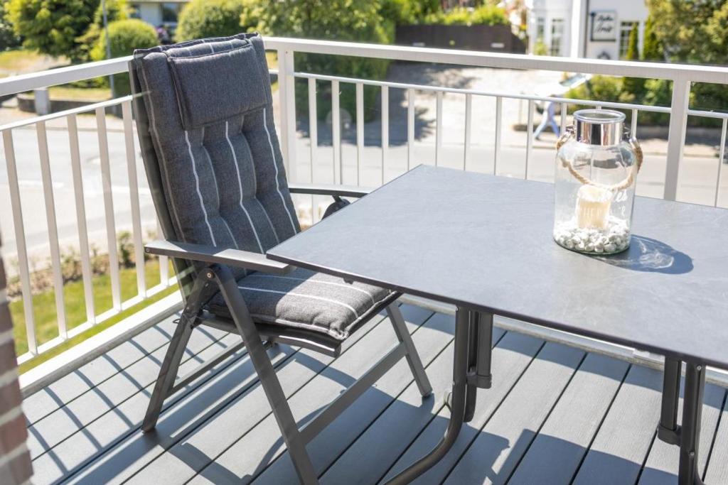 Balkón nebo terasa v ubytování Villa Dornkamp 4 - Luxuriöse Ferienwohnung für 4 Personen inklusive Balkon und Sauna