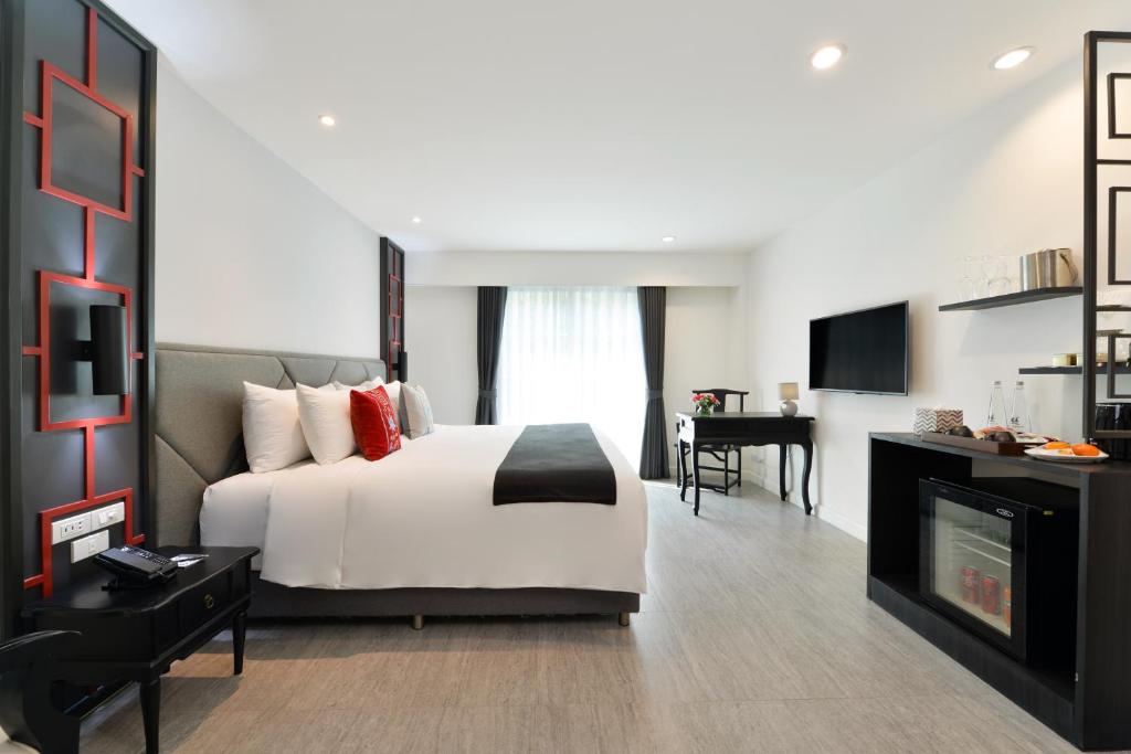 
Deluxe Double or Twin Room
