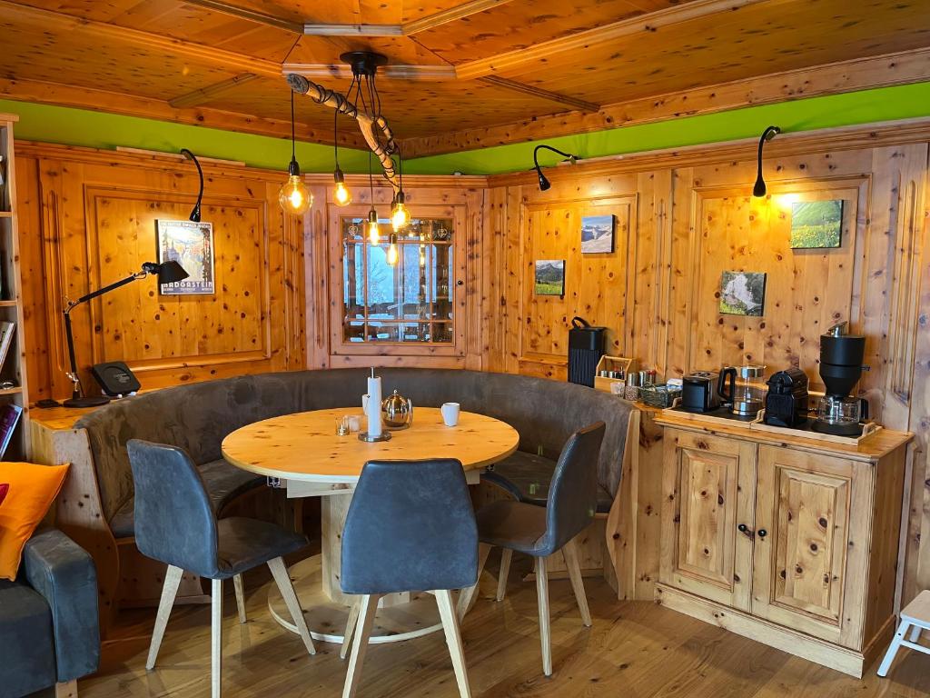 Fotografia z galérie ubytovania Apartment Zirbe Bad Gastein v Bad Gasteine