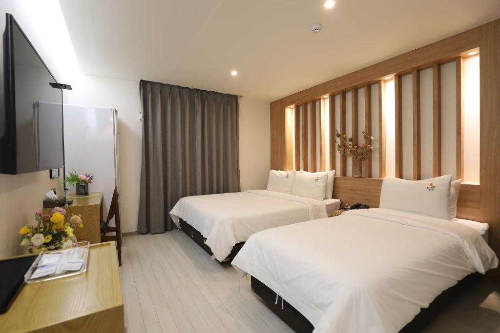 BON Hotel BUSINESS - Deluxe Twin Room