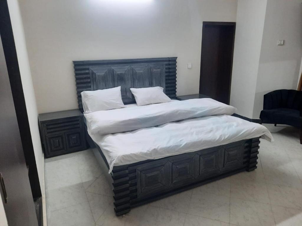 Morbex Inn Hotel Islamabad - Deluxe King Room