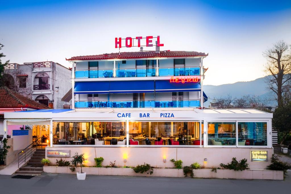 Budova, kde se hotel nachází